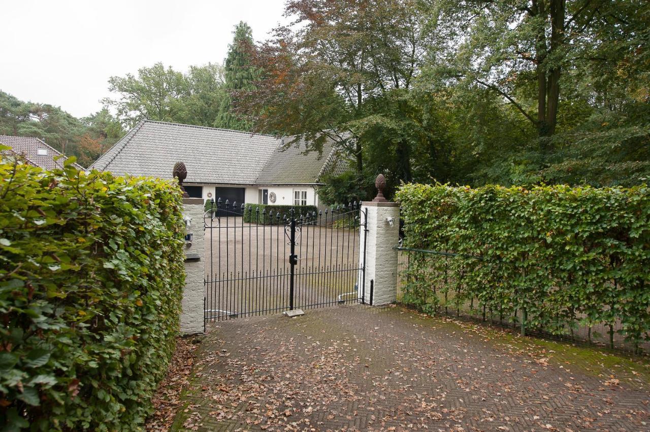 Guesthouse De Hees Eersel Exteriör bild