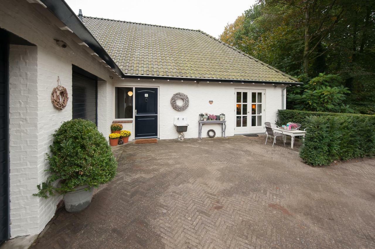 Guesthouse De Hees Eersel Exteriör bild